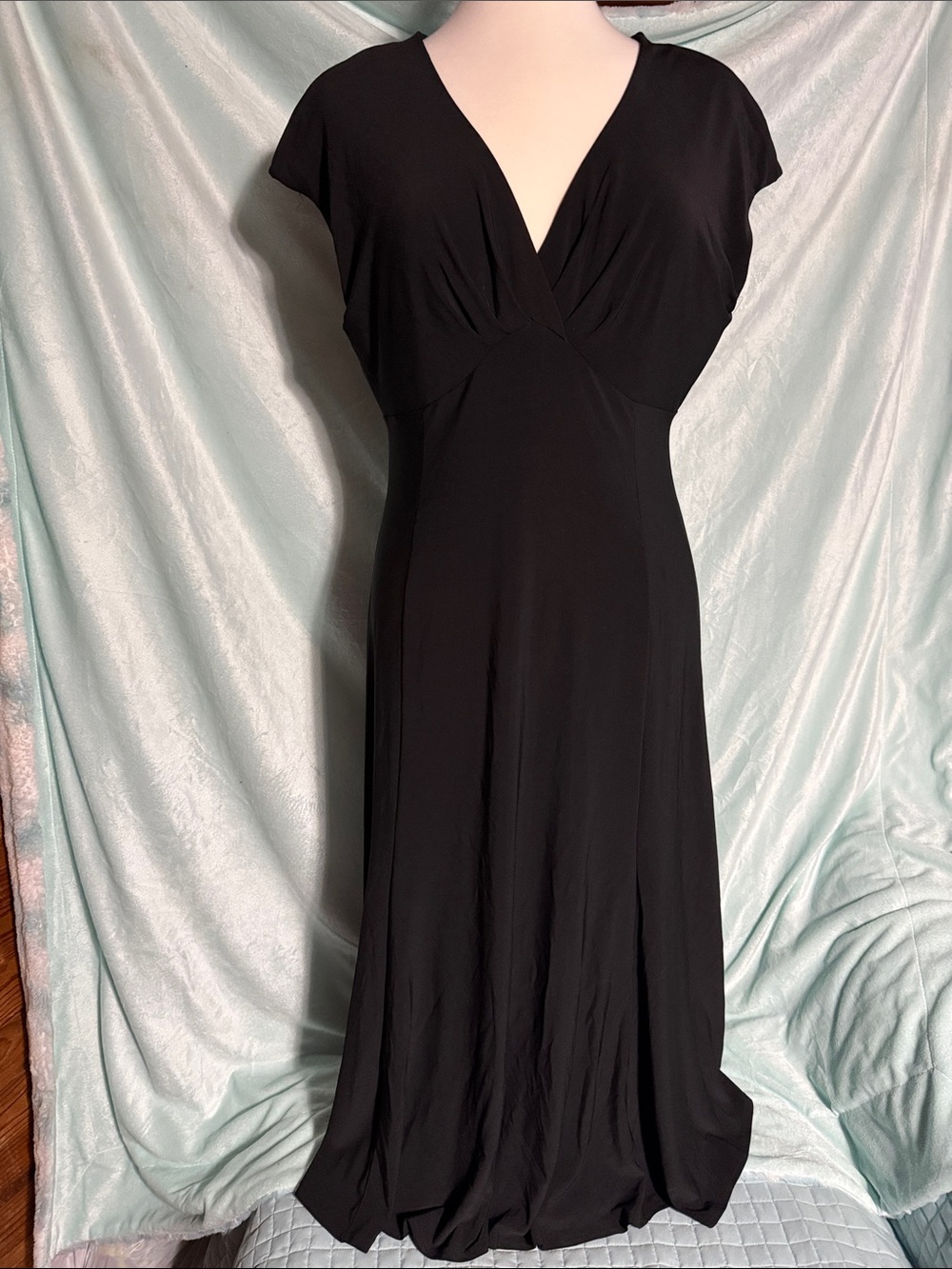Jones New York Black V-Neck Maxi Dress